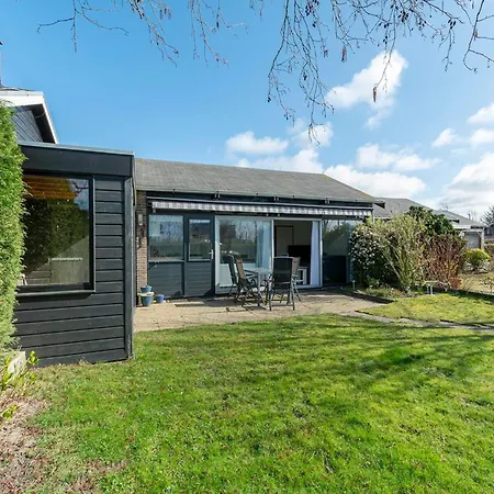 Boerenslag-2 Bungalow, 5-guests Opposite *