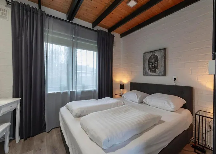 Boerenslag-2 Bungalow, 5-guests Opposite