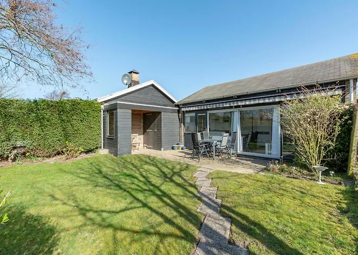 Vakantiehuis Boerenslag-2 Bungalow, 5-guests Opposite *