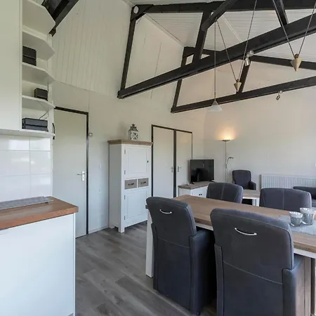 Ferienhaus Boerenslag-2 Bungalow, 5-guests Opposite Sint Maartensvlotbrug