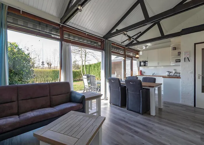 Boerenslag-2 Bungalow, 5-guests Opposite